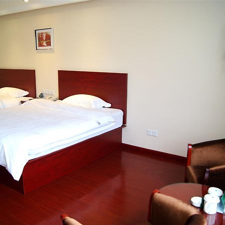 Greentree Inn Suzhou Xiangcheng District Wangting Zhanwang Business Hotel מראה חיצוני תמונה